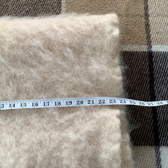 JAEGER MOHAIR Scarf Wrap Shawl Made in Great Britain - Picture 4 of 15